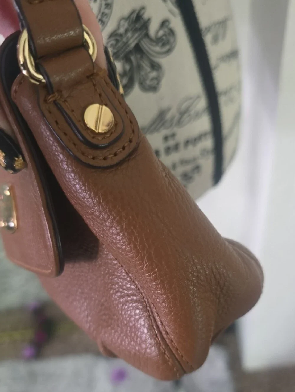 Micheal Kors Brown Pebbled Leather Small Crossbody W/ Gold Hardware (EUC)✨️ - Picture 11 of 13